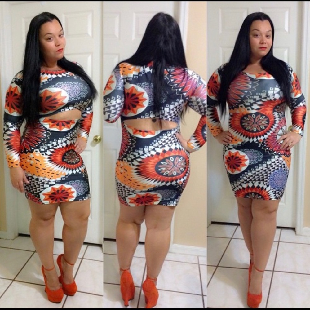 Long Sleeve Peek a Boo Dress 👗